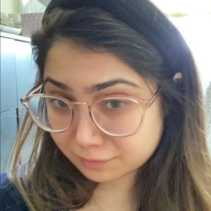 Meet your Posher, Aisha